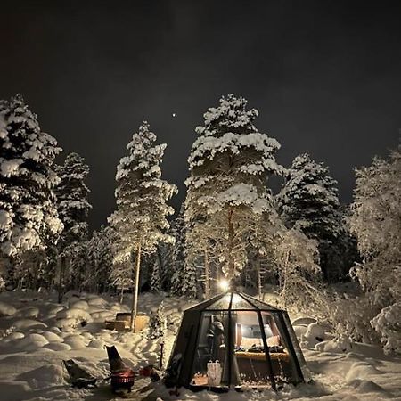 Aurora Igloo With Private Hot Tub By Invisible Forest Lodge روفانييمي المظهر الخارجي الصورة