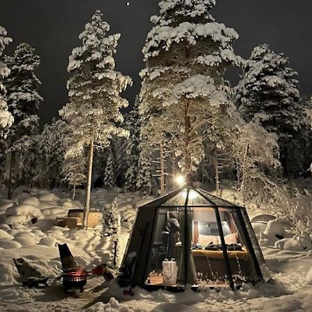 Aurora Igloo With Private Hot Tub By Invisible Forest Lodge روفانييمي المظهر الخارجي الصورة