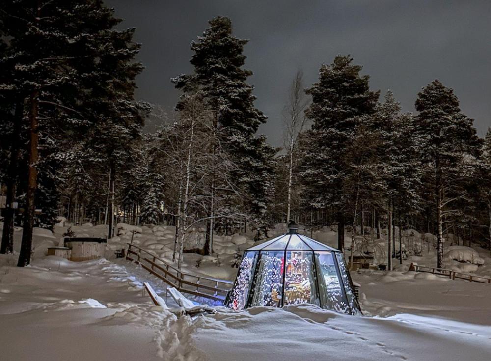 Aurora Igloo With Private Hot Tub By Invisible Forest Lodge روفانييمي المظهر الخارجي الصورة